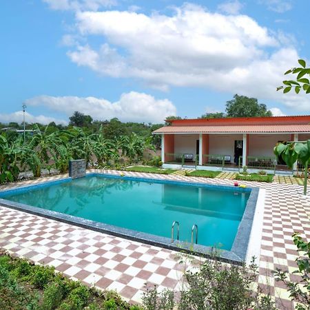 Mahalakshmi Agro Tourism Otel Poinad Dış mekan fotoğraf